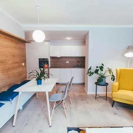2br Awarded For Renovation & Design Apartment *