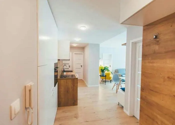 2br Awarded For Renovation & Design Appartement