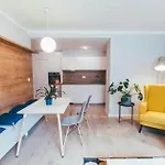 2br Awarded For Renovation & Design Appartement *